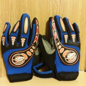 Mongoose Gloves